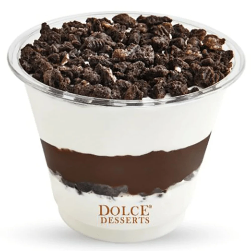 Tiramisu met gebroken Oreo door de mascarpone. Zwart, wit, weg.
